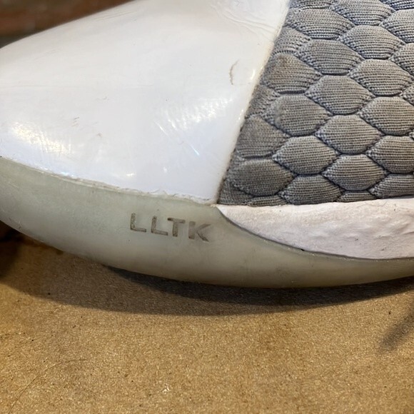 Nike Lebron Witness 3 Wolf Grey BQ9819-002 - Picture 9 of 13